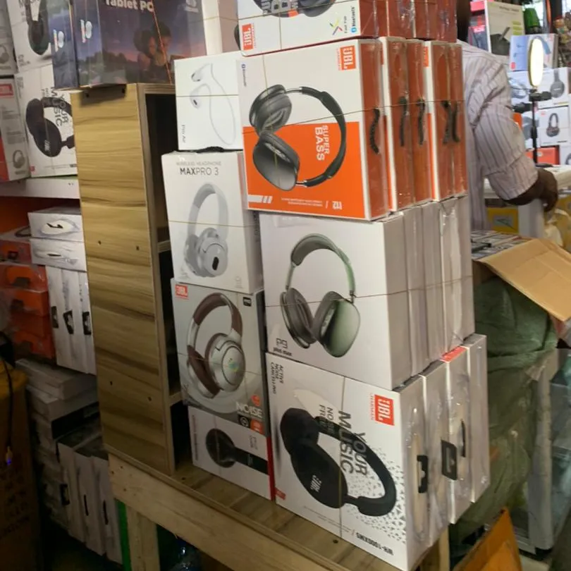JBL i12